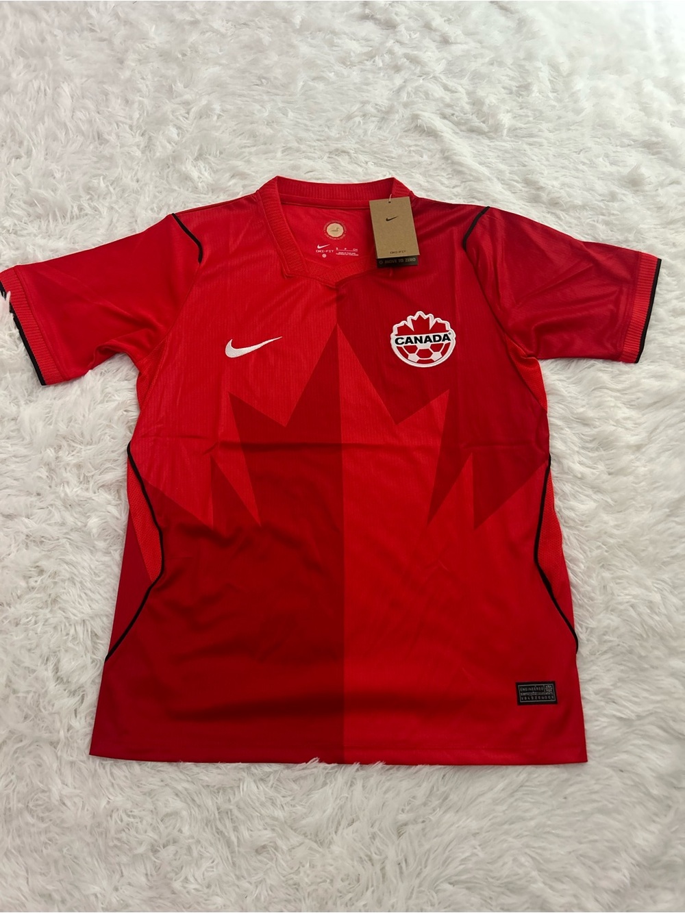 Nike Red Canada Men's Soccer Jersey with Crest